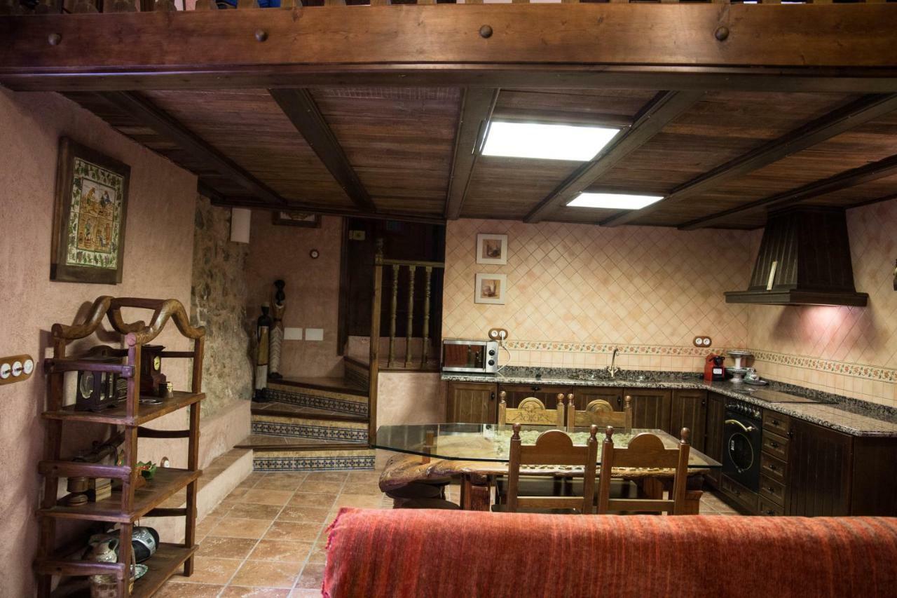 Casa De La Roca Apartment อัลบาร์ราซิน ภายนอก รูปภาพ