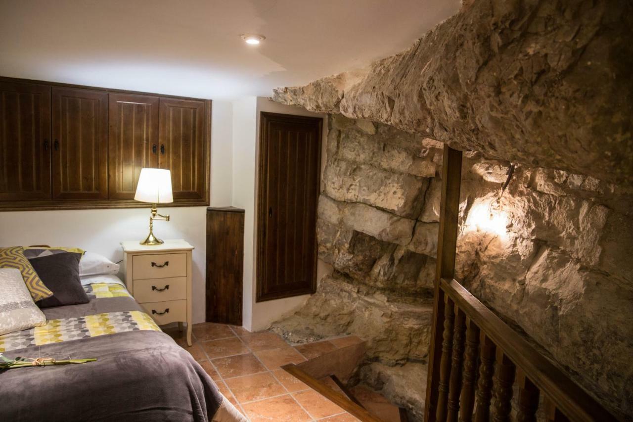 Casa De La Roca Apartment อัลบาร์ราซิน ภายนอก รูปภาพ